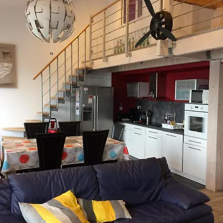 Escale Avec Vue Sur Les Quais De L'ile D'yeu Apartment